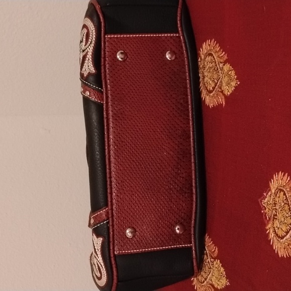 P&G Western Black and Red Women's Bag - Picture 9 of 12